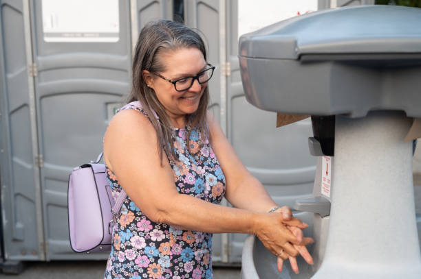 Porta potty rental for festivals in Oak View, CA